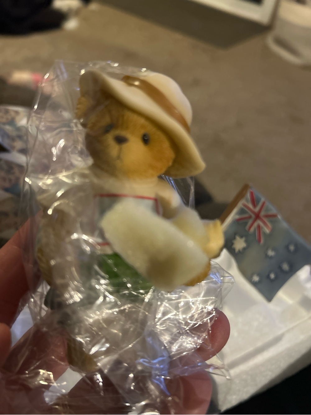 Cherished Teddies Sidney 805564 “We’re All Cheering For You 2000” Australia Bear